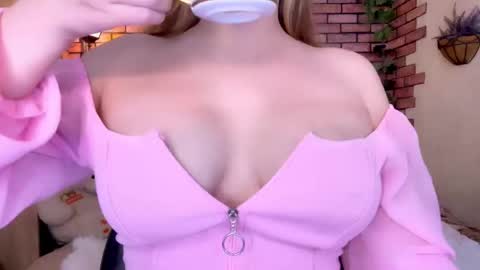 Eva online show from March 17, 7:29 pm