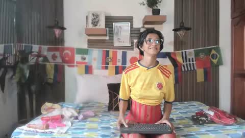 Eva online show from July 3, 1:39 pm