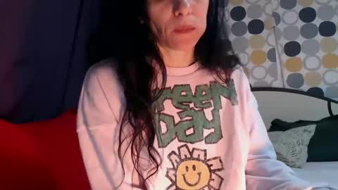 hornycrissyyourlove online show from November 20, 1:50 am