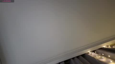 Eva online show from November 28, 8:01 pm