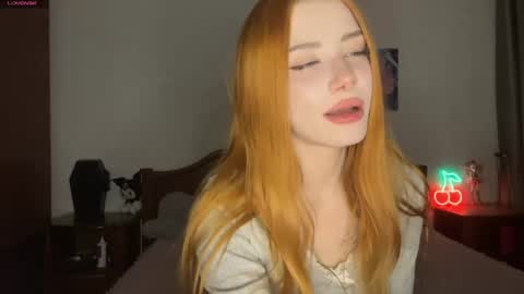 evakettystar online show from March 31, 8:09 pm