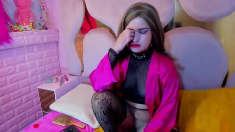 Evalouisexx online show from January 6, 7:09 am