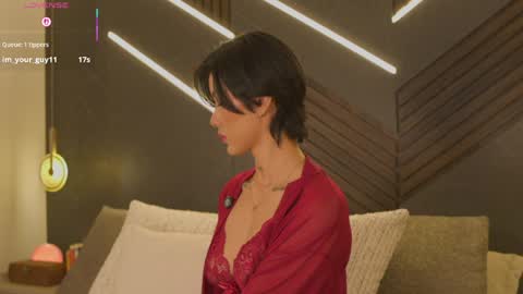 Eva Moretti online show from April 13, 5:25 pm