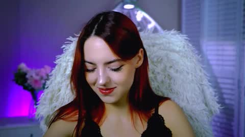 Eva  online show from November 30, 12:42 pm