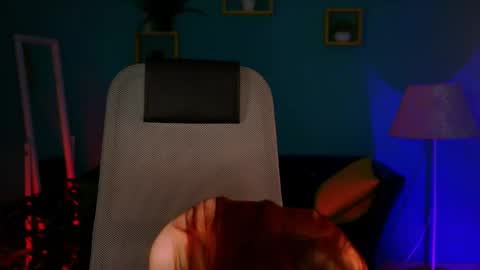 Eva  online show from May 8, 8:54 pm