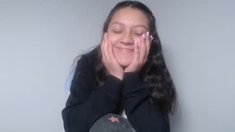 evangeline_petite online show from September 14, 6:00 am