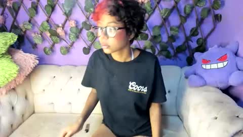 Snapshot of evangely15 chatting on September 13, 12:02 pm evangely online show from September 13, 12:02 pm
