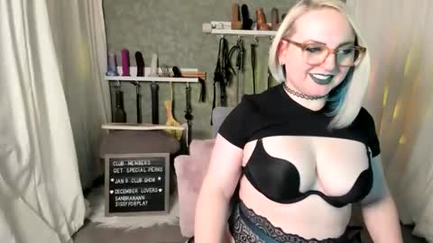 Evan Harlowe online show from January 10, 11:42 pm