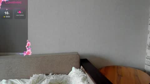 Snapshot of evapuff chatting on September 26, 10:57 am evapuff online show from September 26, 10:57 am
