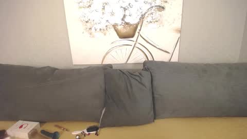 Adelina online show from September 18, 4:22 am