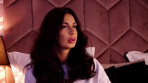 EvaRhea online show from October 13, 2:58 am