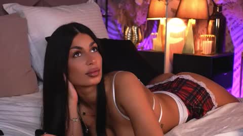 EvaRhea online show from March 27, 8:26 am