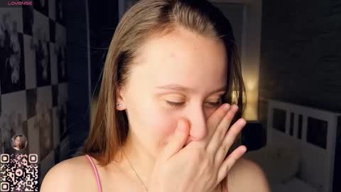 Eva online show from November 20, 7:15 pm