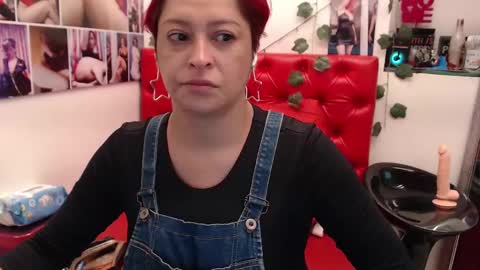 Eva Twiss online show from March 10, 11:45 am