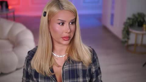 Eva online show from February 17, 6:51 pm