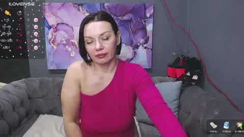 EveLibston online show from February 4, 12:24 am