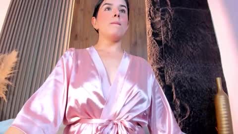 E V E L I N online show from November 23, 2:58 am