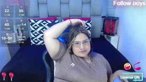 Snapshot of evelin_zaens chatting on October 14, 5:32 am evelin zaens online show from October 14, 5:32 am