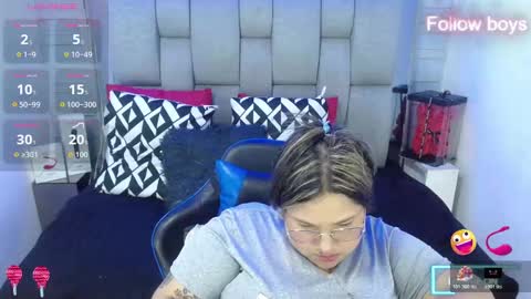 Snapshot of evelin_zaens chatting on October 18, 6:27 am evelin zaens online show from October 18, 6:27 am
