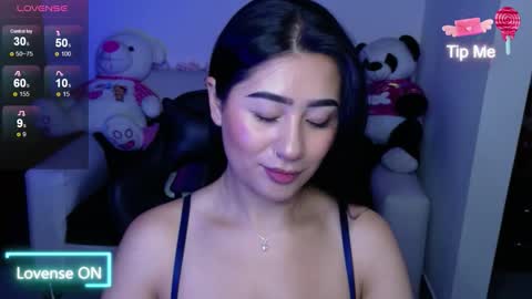 Evelyn online show from November 7, 11:49 am