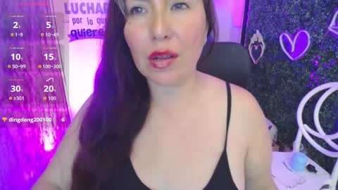 Juliana online show from October 24, 8:38 pm