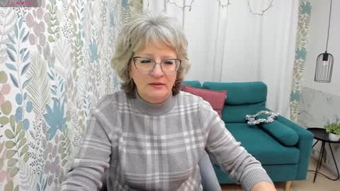 Snapshot of evelynblissful chatting on January 9, 5:02 am Evelyn online show from January 9, 5:02 am