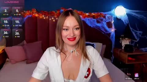 Evelyn online show from November 1, 1:43 am