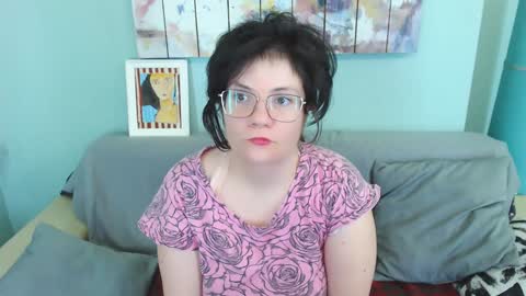 Everly online show from December 29, 4:59 am