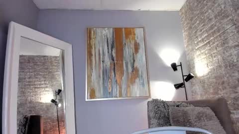 Snapshot of everyh chatting on February 18, 8:15 pm Sophia online show from February 18, 8:15 pm