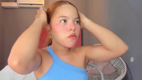 Snapshot of everyh chatting on October 10, 8:14 pm Sophia online show from October 10, 8:14 pm