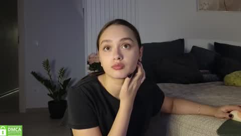 evi_woow online show from October 27, 8:58 pm
