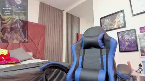 eviiegothell online show from July 9, 12:29 pm