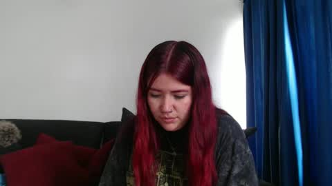 Snapshot of evilheart_69 chatting on October 14, 6:32 pm evilheart_69 online show from October 14, 6:32 pm