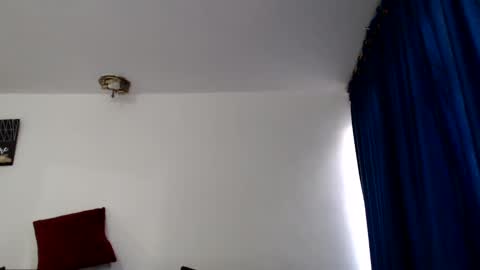 Snapshot of evilheart_69 chatting on September 26, 9:12 pm evilheart_69 online show from September 26, 9:12 pm