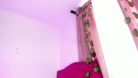 EVY online show from March 10, 5:18 pm