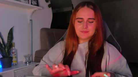 EVY online show from February 12, 11:28 pm