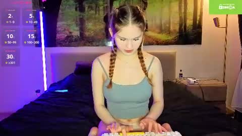 excited kristi online show from June 28, 1:34 am