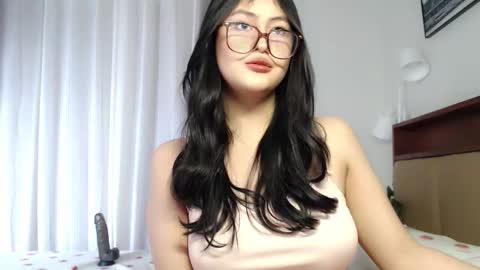 Candy  online show from March 12, 8:06 am