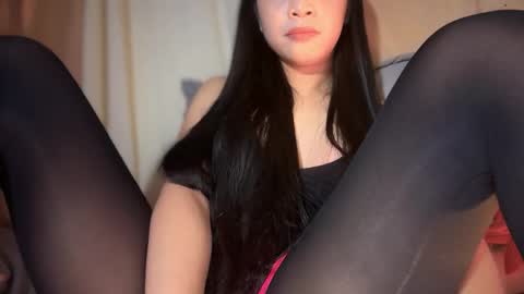 chloee online show from December 3, 3:25 pm