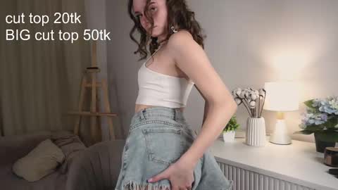 Hollywood or just holly online show from October 9, 12:42 pm