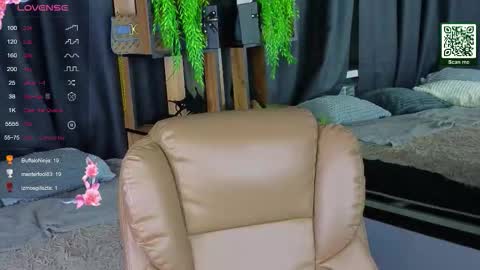 Snapshot of exxxcore_ chatting on October 13, 12:52 pm exxxcore_ online show from October 13, 12:52 pm