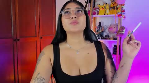 Emily online show from January 10, 9:08 pm