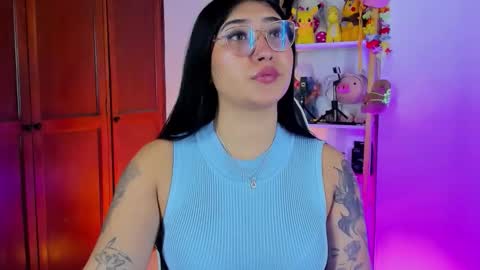 Emily online show from December 21, 9:08 pm