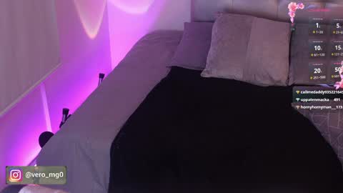 IG eyramodelink online show from April 11, 1:12 am