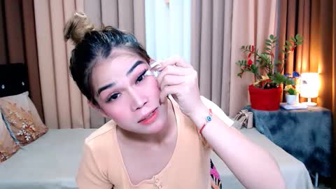 UR SWEET EZRA online show from January 12, 7:00 am