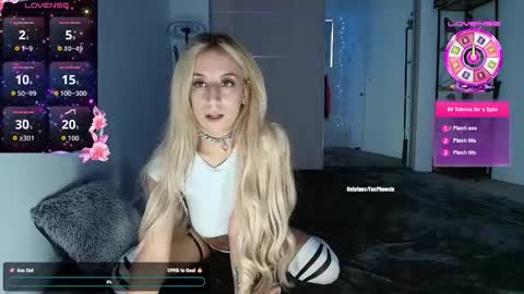 Fae Phoenix online show from November 17, 10:43 pm