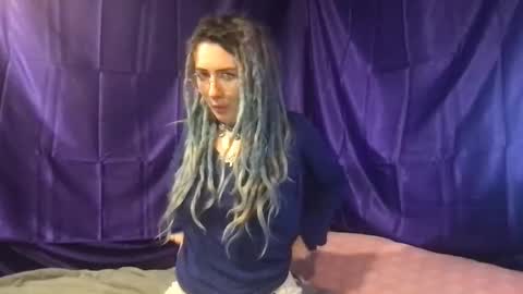 Snapshot of faexoxoxo chatting on February 13, 9:51 am Fae online show from February 13, 9:51 am