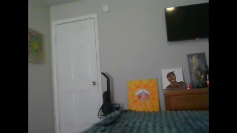 faidra mae online show from February 14, 4:37 am