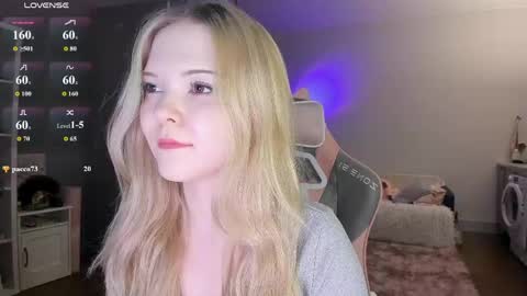 fairy_casey online show from April 28, 10:02 pm