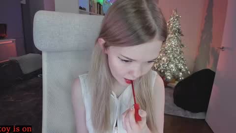 fairy_casey online show from December 20, 1:03 am